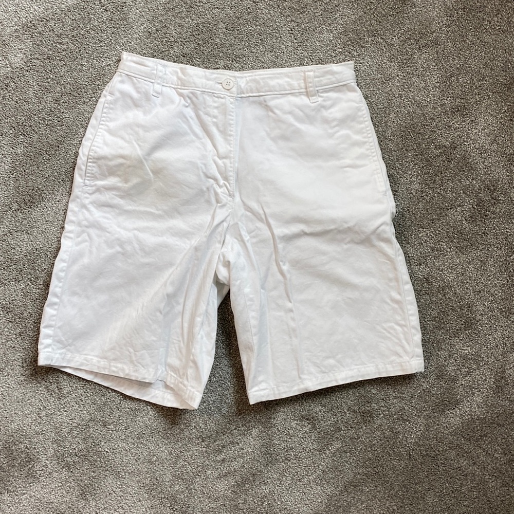 DKNY thick heavy cotton white shorts.